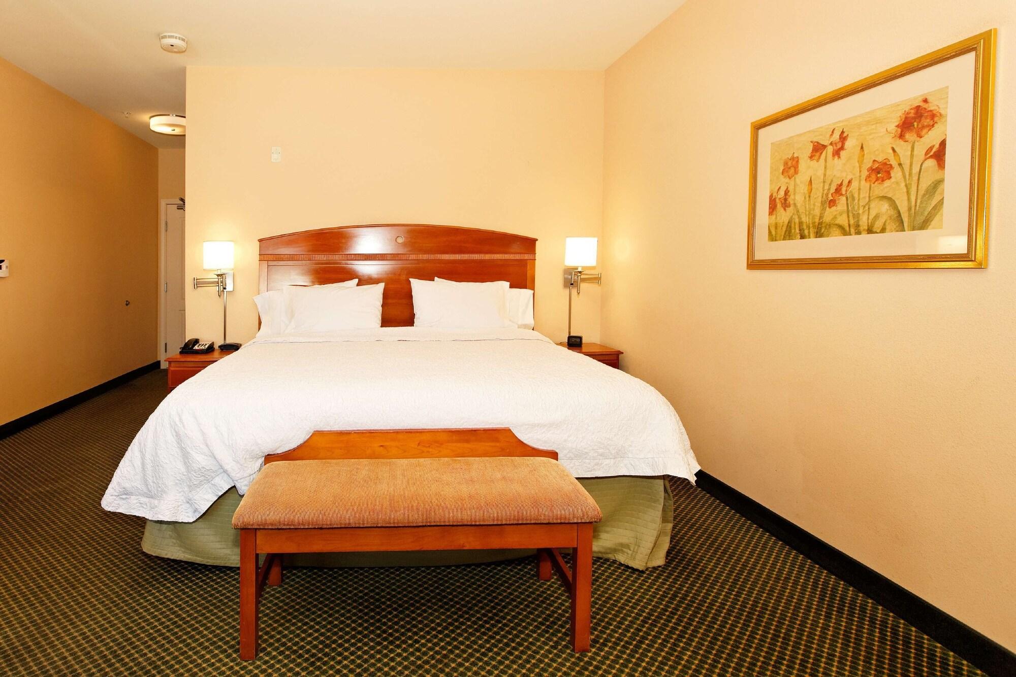 Hampton Inn By Hilton Монтроуз Екстериор снимка