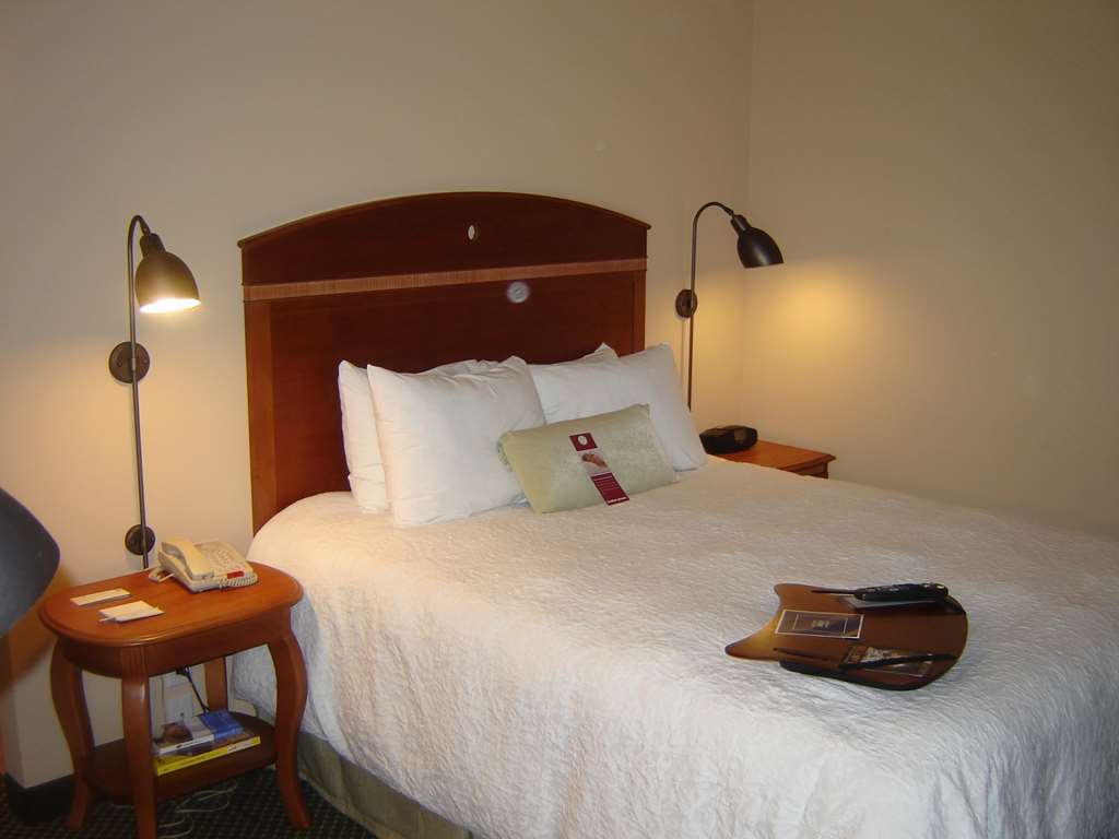 Hampton Inn By Hilton Монтроуз Стая снимка