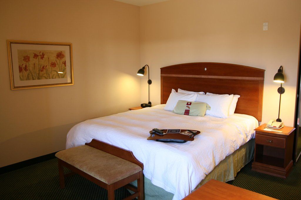 Hampton Inn By Hilton Монтроуз Екстериор снимка